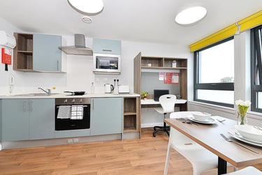 1 bed studio, Gorgie Road, Gorgie, Edinburgh, EH112BF - Image 3